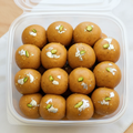Besan Laddu top view